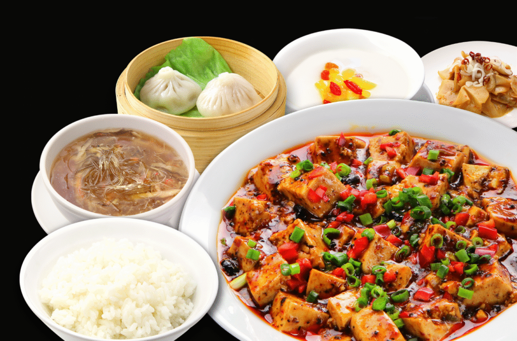 チャイナタウン・ダンプリング・レストランのデザートは、他の店と比べてどのような特徴がありますか？